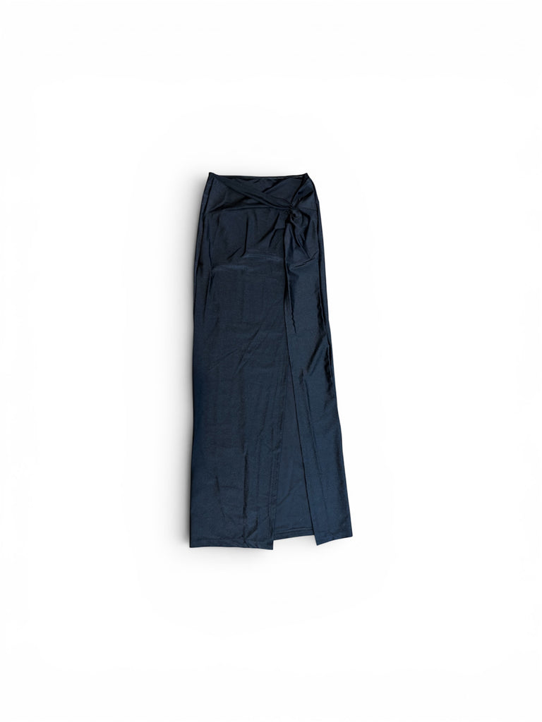 Midnight Resort Slit Skirt